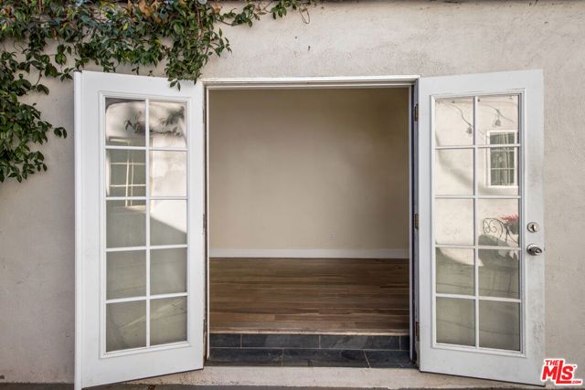 2615 Canyon Drive, Los Angeles, CA 90068