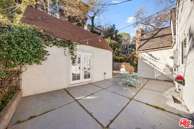 2615 Canyon Drive, Los Angeles, CA 90068