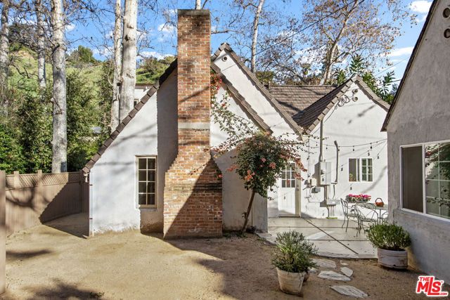 2615 Canyon Drive, Los Angeles, CA 90068