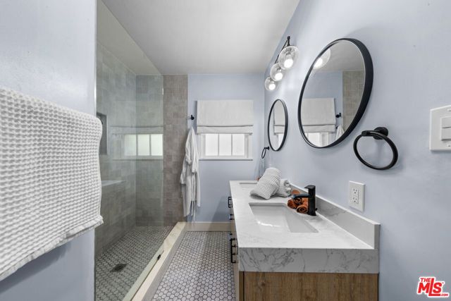 2615 Canyon Drive, Los Angeles, CA 90068