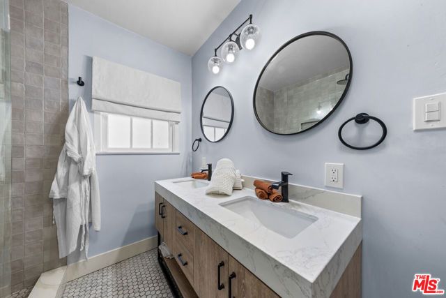 2615 Canyon Drive, Los Angeles, CA 90068