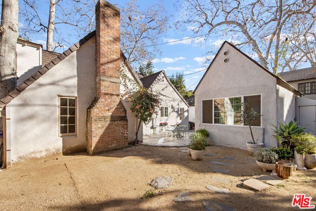 2615 Canyon Drive, Los Angeles, CA 90068