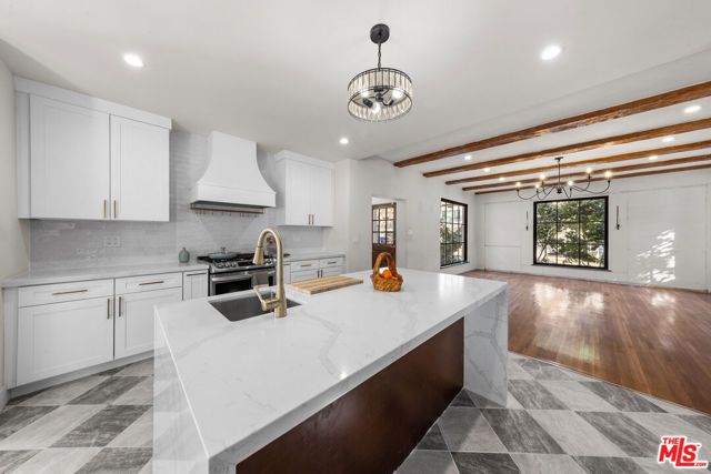 2615 Canyon Drive, Los Angeles, CA 90068