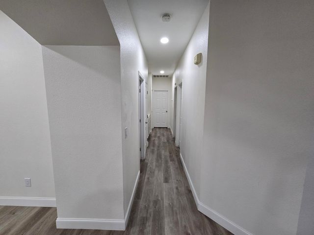 1695 Cochran Avenue, Tulare, CA 93274