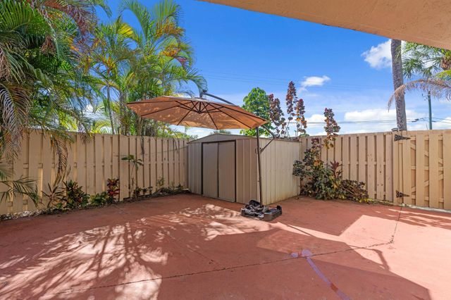 4145 Village Drive D, Delray Beach, FL 33445