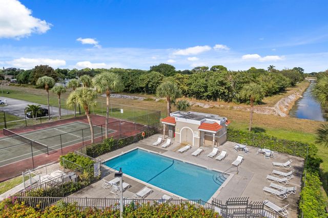 4145 Village Drive D, Delray Beach, FL 33445