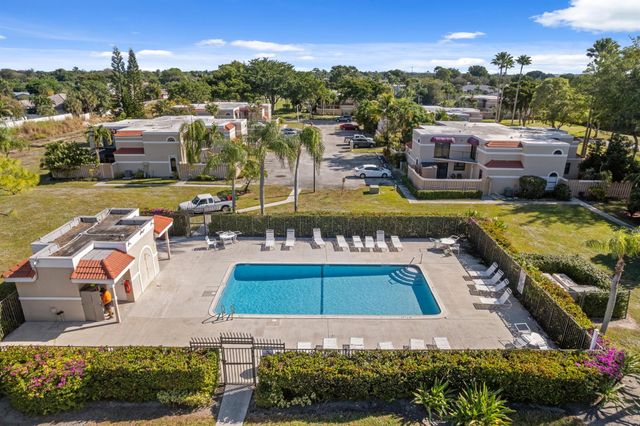 4145 Village Drive D, Delray Beach, FL 33445