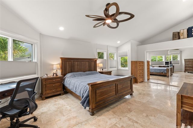 46-318 Nahewai Street, Kaneohe, HI 96744