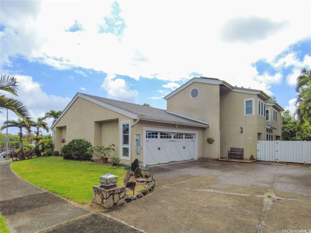 46-318 Nahewai Street, Kaneohe, HI 96744