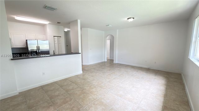 3390 NE 13th Cir Dr 206-19, Homestead, FL 33033