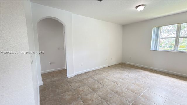 3390 NE 13th Cir Dr 206-19, Homestead, FL 33033