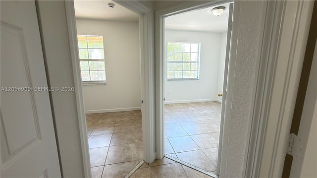 3390 NE 13th Cir Dr 206-19, Homestead, FL 33033