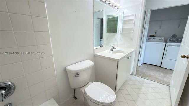 3390 NE 13th Cir Dr 206-19, Homestead, FL 33033