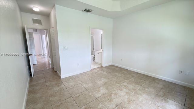 3390 NE 13th Cir Dr 206-19, Homestead, FL 33033