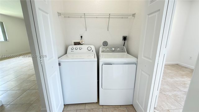 3390 NE 13th Cir Dr 206-19, Homestead, FL 33033