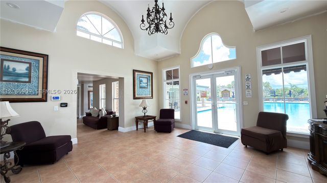3390 NE 13th Cir Dr 206-19, Homestead, FL 33033