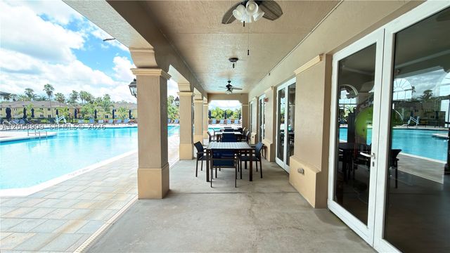 3390 NE 13th Cir Dr 206-19, Homestead, FL 33033