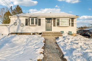 662 College Road, Farmingville, NY 11738