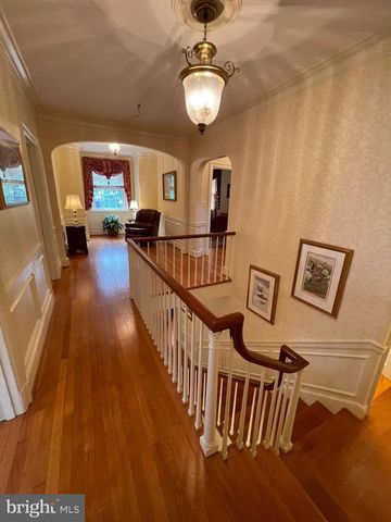 310 UPPER COLLEGE TER, Frederick, MD 21701