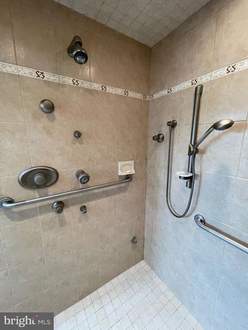 310 UPPER COLLEGE TER, Frederick, MD 21701