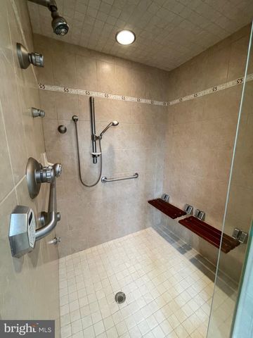 310 UPPER COLLEGE TER, Frederick, MD 21701