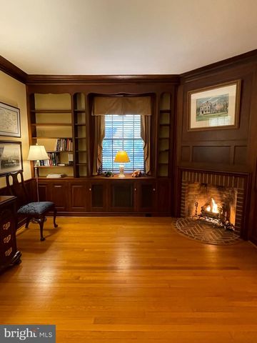 310 UPPER COLLEGE TER, Frederick, MD 21701