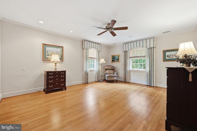 310 UPPER COLLEGE TER, Frederick, MD 21701