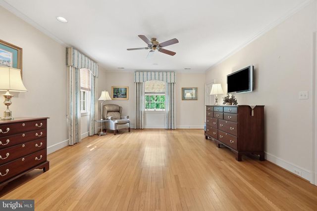 310 UPPER COLLEGE TER, Frederick, MD 21701