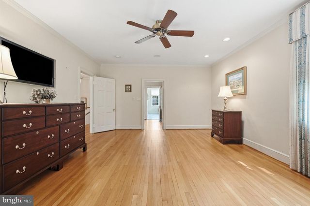 310 UPPER COLLEGE TER, Frederick, MD 21701