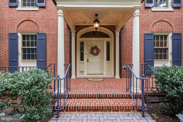 310 UPPER COLLEGE TER, Frederick, MD 21701