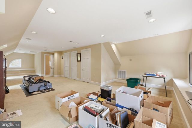 310 UPPER COLLEGE TER, Frederick, MD 21701