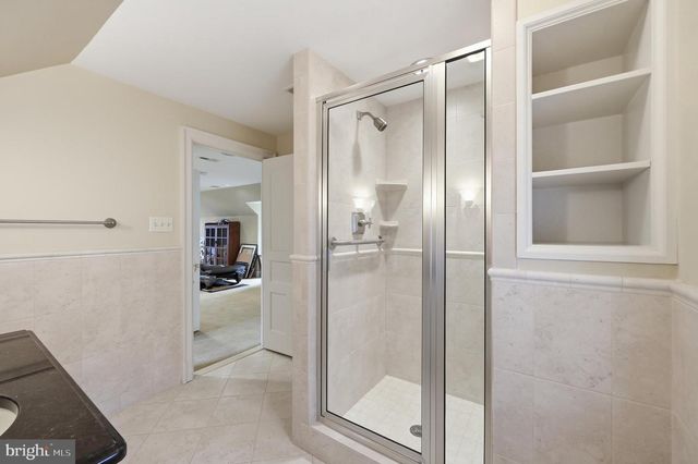 310 UPPER COLLEGE TER, Frederick, MD 21701
