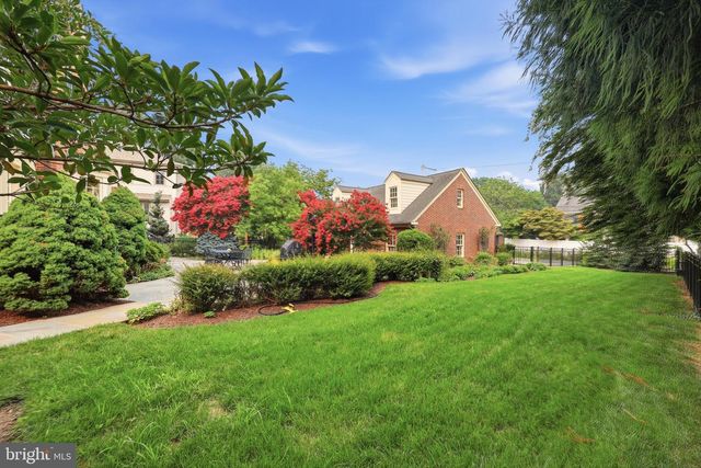 310 UPPER COLLEGE TER, Frederick, MD 21701