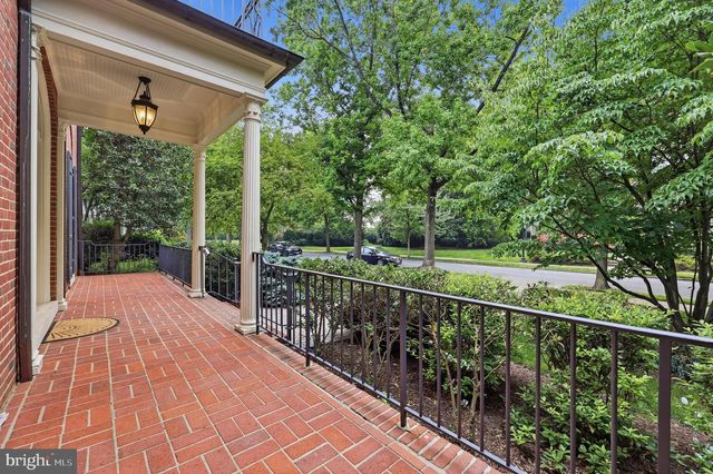 310 UPPER COLLEGE TER, Frederick, MD 21701