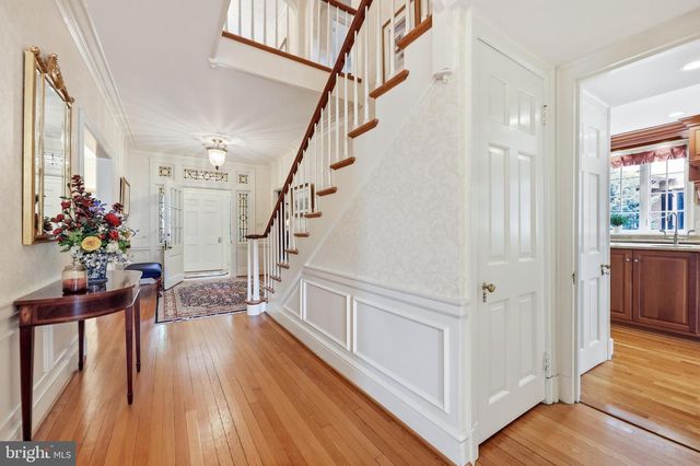 310 UPPER COLLEGE TER, Frederick, MD 21701