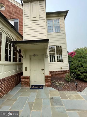 310 UPPER COLLEGE TER, Frederick, MD 21701