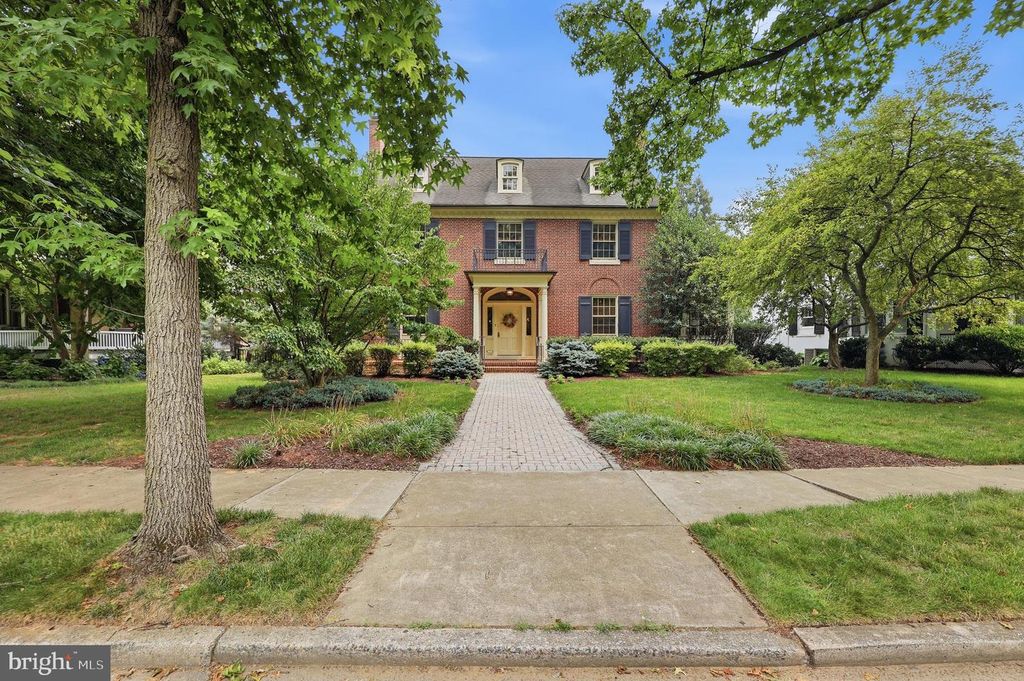 310 UPPER COLLEGE TER, Frederick, MD 21701