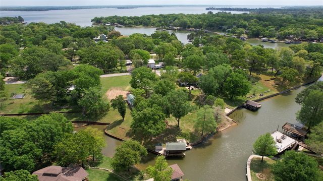 114 Wood Crest Drive, Tool, TX 75143
