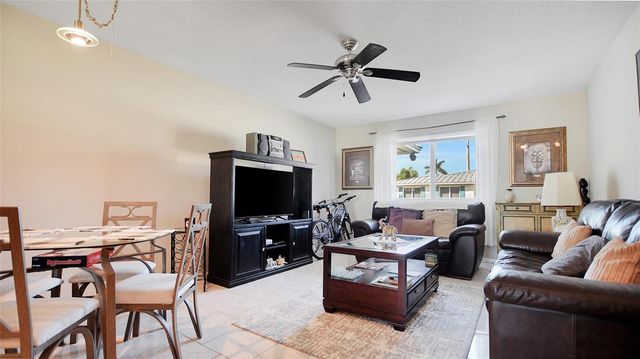 6263 NE 19th Avenue 923, Fort Lauderdale, FL 33308