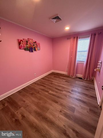 1113 HAWSER AVE, Manahawkin, NJ 08050