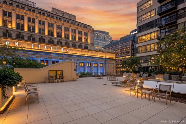 130 S Canal Street 425-26, Chicago, IL 60606