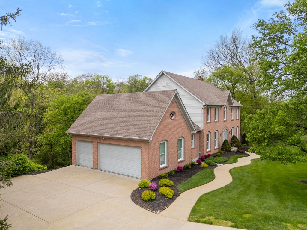 2234 Hawes Drive, Hebron, KY 41048