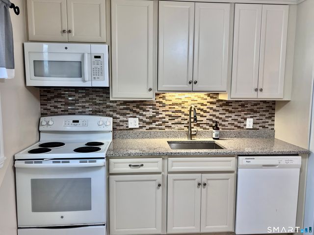 70 Belair Drive 70, New Milford, CT 06776