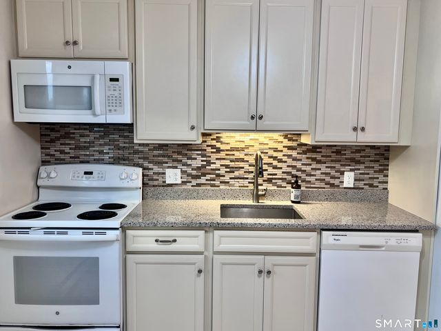 70 Belair Drive 70, New Milford, CT 06776