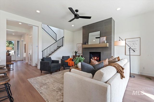 2329 E Monhegan Drive, Eagle, ID 83616