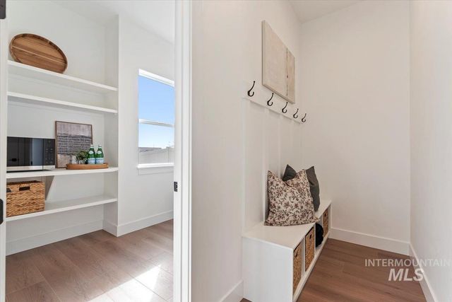 2329 E Monhegan Drive, Eagle, ID 83616