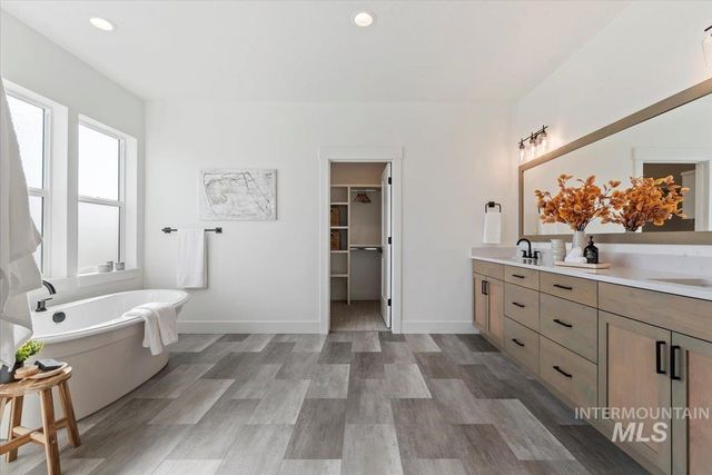 2329 E Monhegan Drive, Eagle, ID 83616