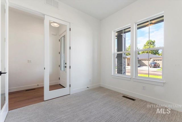 2329 E Monhegan Drive, Eagle, ID 83616