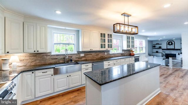 1113 E PROSPECT AVE, North Wales, PA 19454