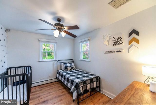 1113 E PROSPECT AVE, North Wales, PA 19454